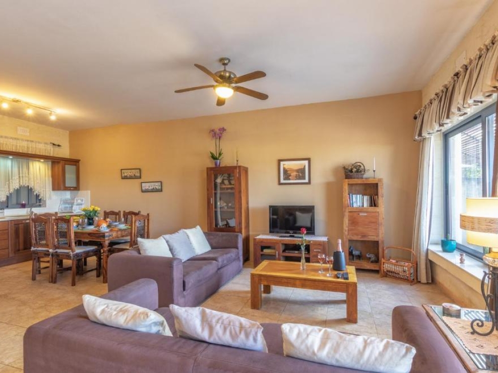 WhatsApp Image 2025-11-18 at 16.53.08 (2) WhatsApp Image 2025-11-18 at 16.53.08 (2)