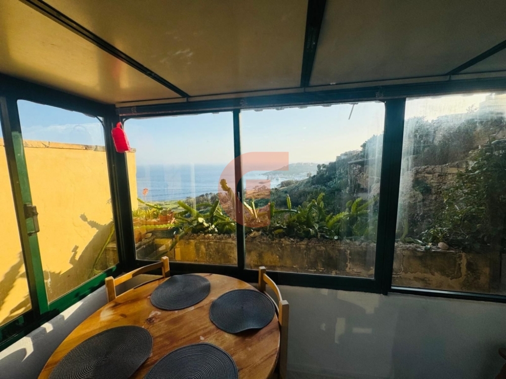 c2b07c0f-35b6-45b1-8451-7fea16bea1d4